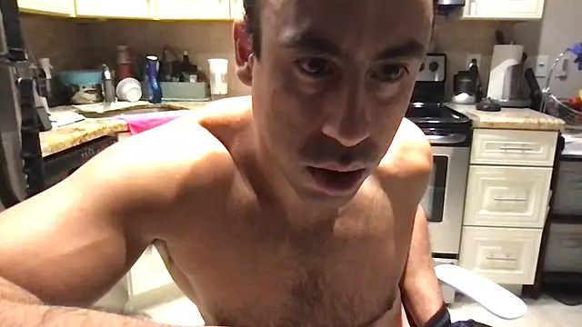 Chatroom XXX en direct de BigGuyMuscle