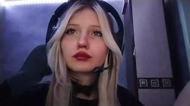 eliseida's Live XXX Chat