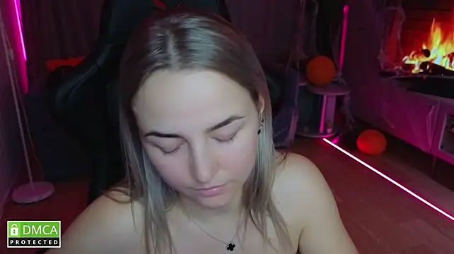 Mira_Mermayd's Live XXX Chat