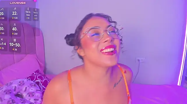 Živý XXX chat antonelllepiercee