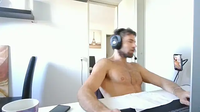 แชท XXX สดของ alpha-hunk