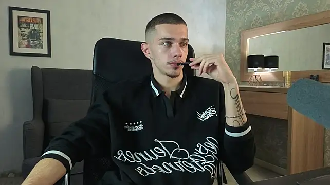 KaydenDrew's Live XXX Chat