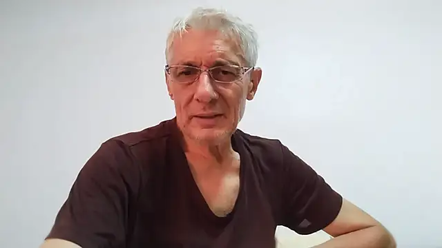 BIGUNCUTHARDCOCK Show in webcam