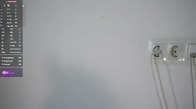 EngelCoyner élő XXX-chatje