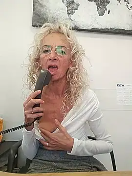clarabell4: απευθείας συνομιλία ΧΧΧ
