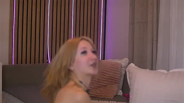 AlexiaNoiir's Live XXX Chat