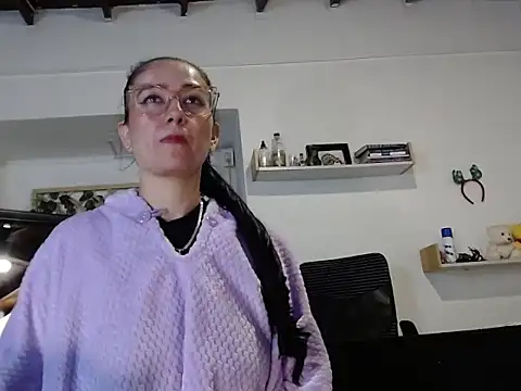 shamanhtan Live XXX chat