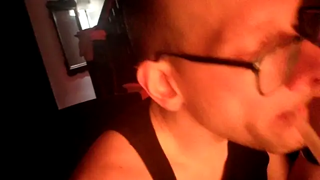 Chat +18 de MasterDaddyCool ao vivo