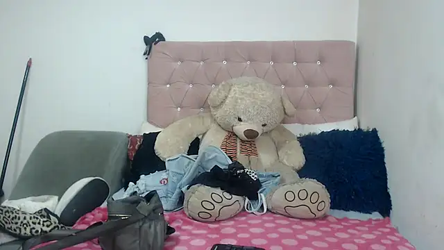 Negrabig Adlı Modelin Canlı XXX Sohbeti