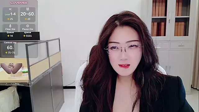yangyang-777 Live XXX Chat