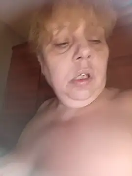 Julian-A's Live XXX Chat