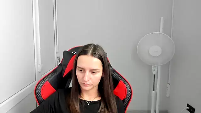 צ'אט XXX בשידור חי של EveMoonveil