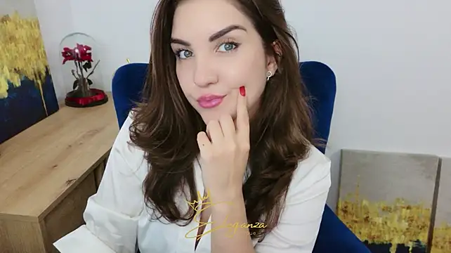 Eleganzavogue's Live XXX Chat