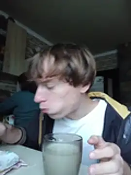 Samuel000000 – Naživo XXX chat