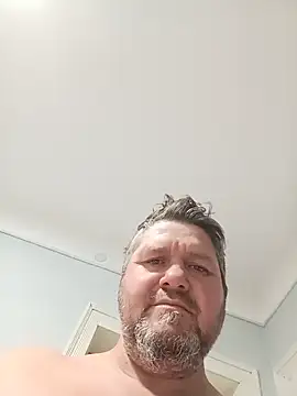 mariusSingur Live XXX-chat