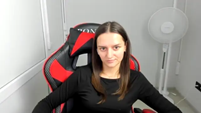 EveMoonveiln Live XXX chat
