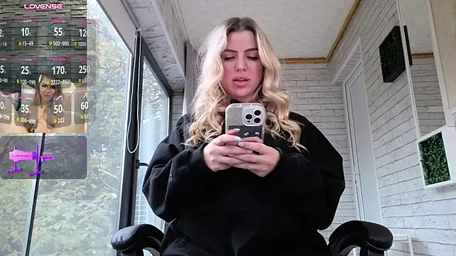 Megan_Ros' Live XXX Chat