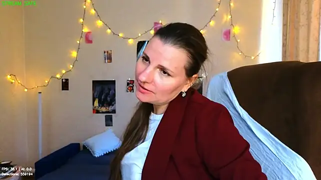 צ'אט XXX בשידור חי של Mirabelle_Velvet