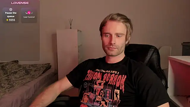 Paul_Rolex's Live XXX Chat