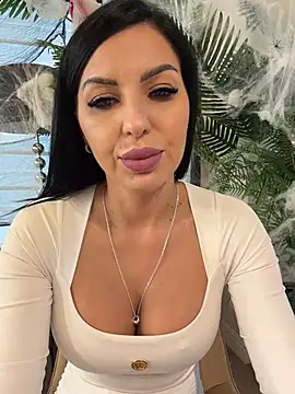 ReynaMorel Adlı Modelin Canlı XXX Sohbeti