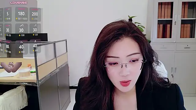 yangyang-777's Live XXX Chat