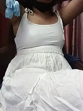 Ruhi_07 Chat XXX in diretta