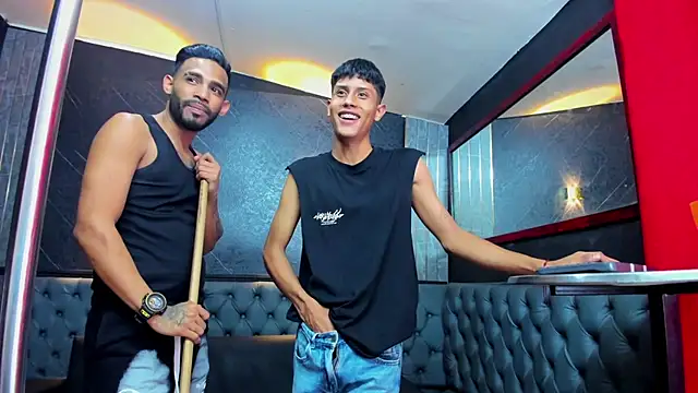 Chat XXX ao vivo de EMILIANO_BLESS