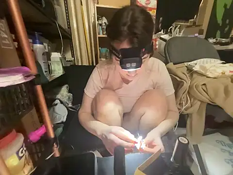 Snowbunnycake_131 Шоу с уебкамера