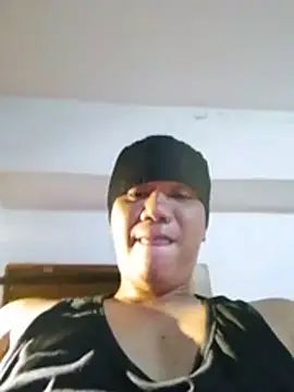 Henryph02 live XXX chat