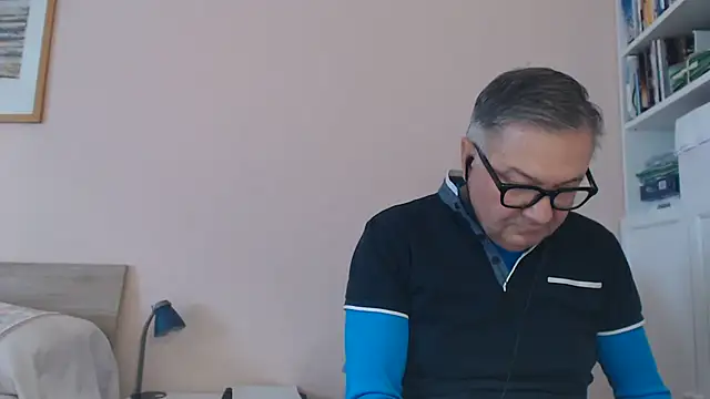 YOU6me Chat XXX live