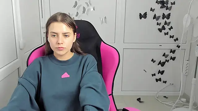 SoftBloomMira: онлайн-секс-чат