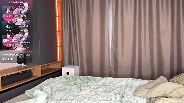 EmyinPoland's Live XXX Chat