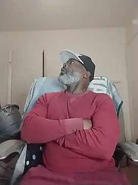 Tremainebigg Шоу с уебкамера