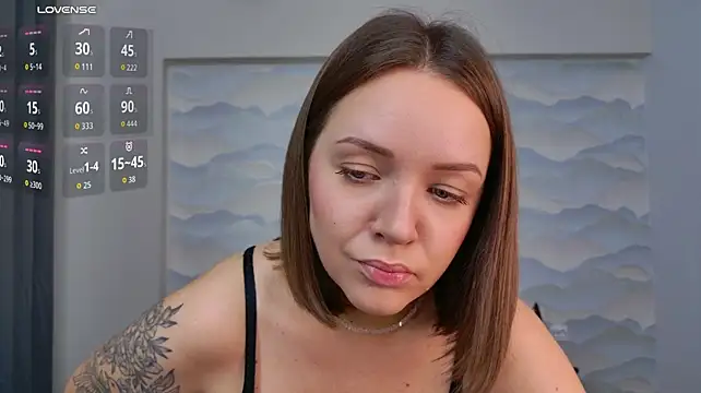 הופעת וובקאם של Chloe_Sapphire