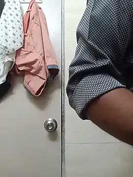 Aloneisbest 라이브 XXX 채팅
