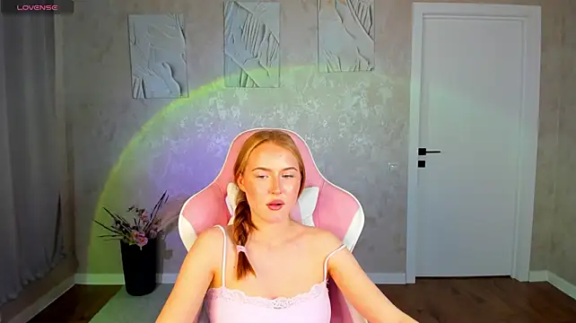 Charlotte_Smitee Live XXX-Chat