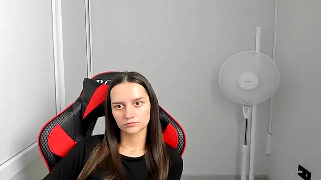 EveMoonveil Adlı Modelin Canlı XXX Sohbeti