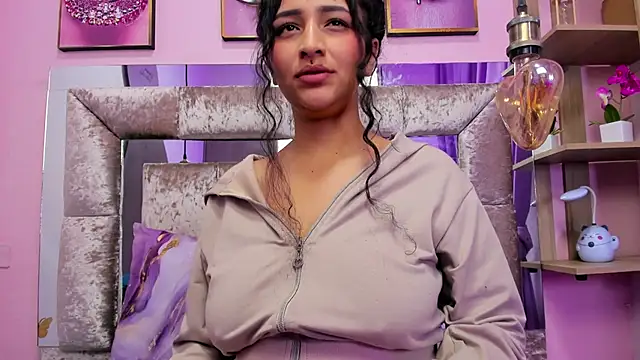 دردشة sharlot_frox الجنسية المباشرة