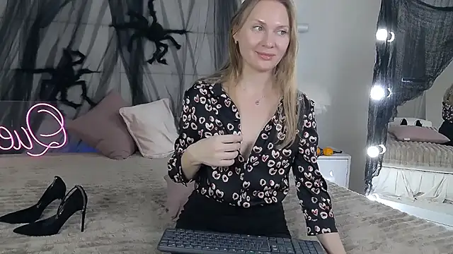 KamilaLod's Live XXX Chat