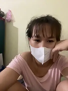 Lunabaobei's Live XXX Chat