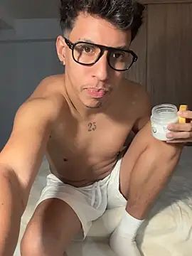 Jack_Frostt élő XXX-chatje