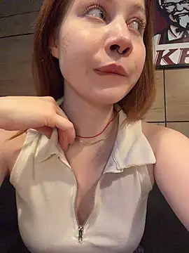 Chat +18 de SlavicCandy ao vivo