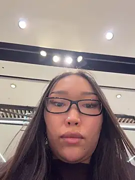 Chat XXX en directo de trytomakememoam