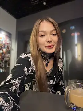 AriWild's Live XXX Chat
