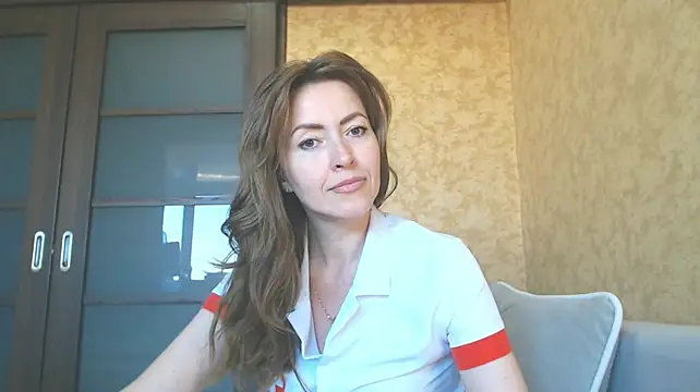 NicoleEunice87 Adlı Modelin Canlı XXX Sohbeti