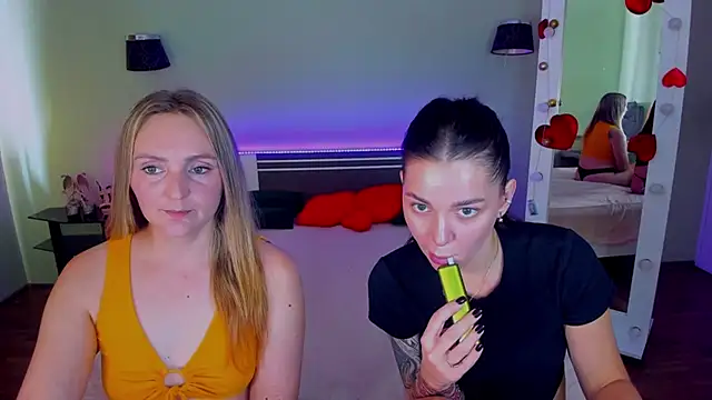צ'אט XXX בשידור חי של MagicEyess