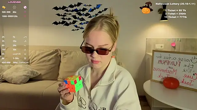 LittleForestELF2's Live XXX Chat