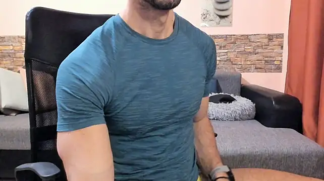 HotHunkTrainern Live XXX chat