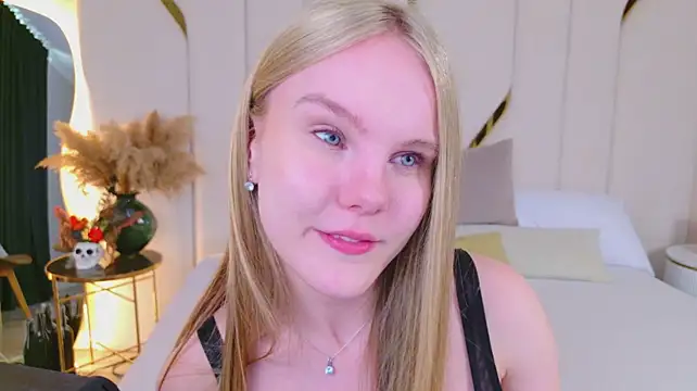 Lili_Lohan's Live XXX Chat
