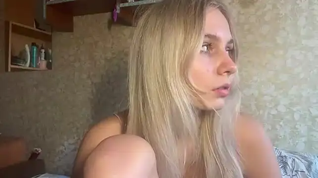 LynnMontiel's Live XXX Chat